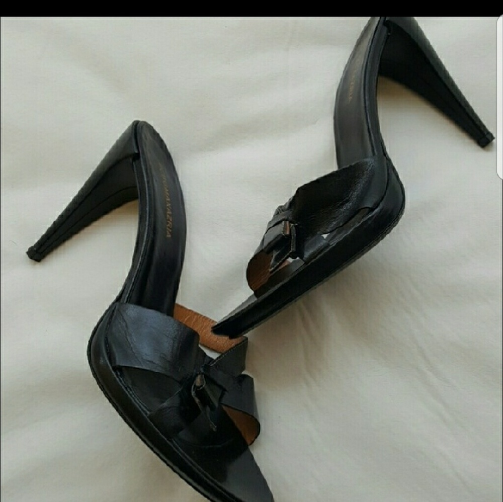 BCBG Slip On Heels